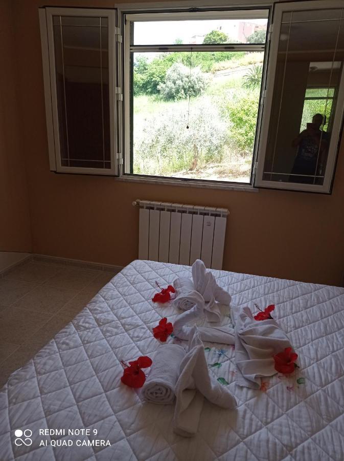 Villa Belvedere Campofelice di Roccella Kültér fotó